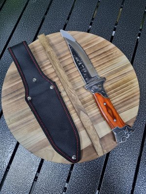 Нож туристический c чехлом 27см KB3188