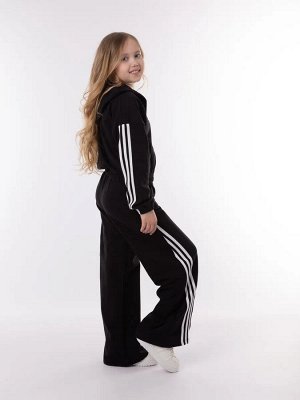 Спортивный костюм с лампасами
