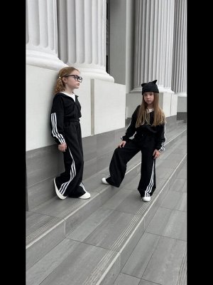 Спортивный костюм с лампасами