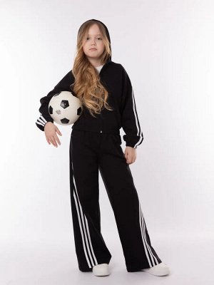 Спортивный костюм с лампасами