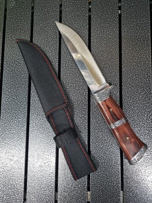 Нож туристический c чехлом 30см