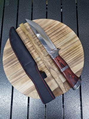 Нож туристический c чехлом 30см