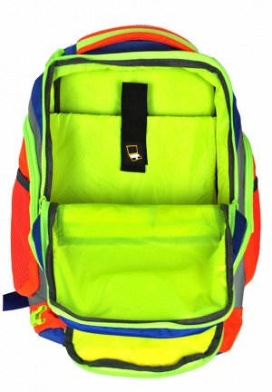 Рюкзак Рюкзак предназначен для учащихся начальной и средней школы, изготовлен из прочной нейлоновой ткани, за счет чего вес рюкзака составляет всего 0,8 кг. Особенностью конструкции рюкзака является н