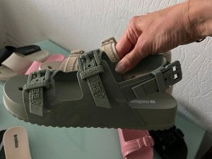 Сандалии MELISSA COZY SANDAL AD Новинка! Регулируются все хлястики. Стелька с поддержкой свода