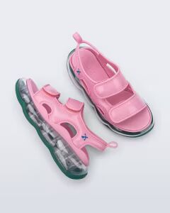 Сандалии Очень крутые!!! Коллаборация с Nike. Прозрачная подошва. Мягкая стелька. Липучки рабочие. Подошва не скользкая, резиновая.