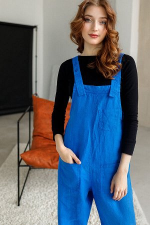 Комбинезон Артикул: 3/47
Состав: ЛЕН 100%
Плотность ткани: 180 гр/м²
Льняной комбинезон от Kayros – стильная, легкая, универсальная в своем использовании вещь для любого гардероба. Данная модель прямо