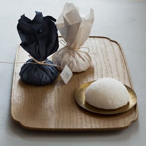 Натуральный спонж для лица из конняку Makanai Cosmetics Pure Konjac Sponge