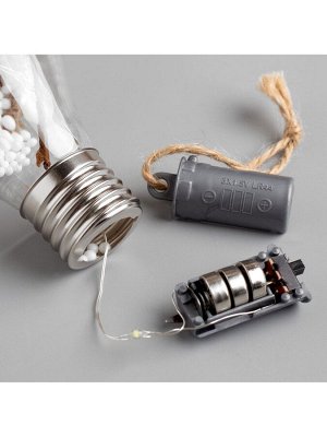Ёлочный шар «Шишки с красной мишурой», 5 LED, от батареек, свечение белое