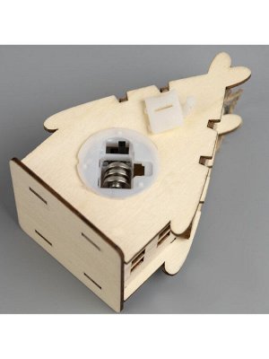 Ёлочная игрушка «Домик с оленем», 7.7x11x6 см, 1 LED, от батареек, свечение тёплое белое