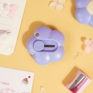 Канцелярский нож "Flower" сиреневый