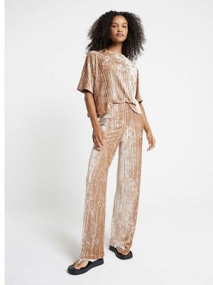 Футболка River Island из кремового бархата с плиссировкой и текстурой