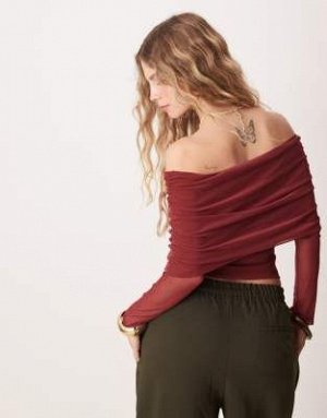 топ Асимметричный сетчатый топ ASOS DESIGN с длинными рукавами и широкой отложной горловиной, цвет инжирно-фиолетовый (ASOS DESIGN – Lang?rmliges, asymmetrisches Netzstoff-Oberteil in Feigenlila mit b