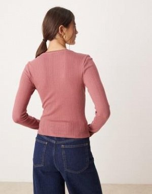 топ Топ Miss Selfridge Rose с пуговицами и кнопками (Miss Selfridge – Oberteil aus Pointelle in Ros? mit Druckkn?pfen) Топ от Miss Selfridge * Варианты верхней половины * Круглый вырез * Застежка на к