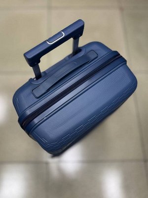 Чемодан из полипропилена синий средний М