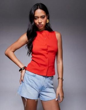 топ Майка ASOS DESIGN с широким вырезом и пуговицами, красного цвета (ASOS DESIGN – Durchgekn?pftes Tanktop in Rot mit weitem Ausschnitt) Топы от ASOS DESIGN * Высокий ворот * Без рукавов * Застежка н
