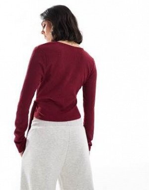 топ Топ-халат Miss Selfridge бордового цвета (Miss Selfridge – Wickeloberteil in Burgunderrot) Топ от Miss Selfridge * Структурированная отделка * Дизайн с запахом спереди * Длинные рукава * Шнуровка 