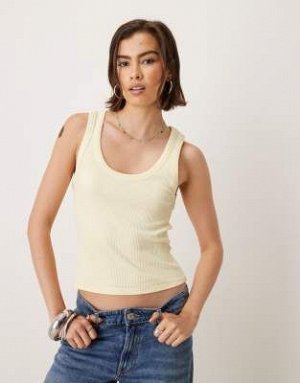 Топ Топ ASOS DESIGN с круглым вырезом в рубчик, пастельно-желтый (ASOS DESIGN – Geripptes Tr?gertop in Pastellgelb mit U-Ausschnitt) Топы от ASOS DESIGN * Простой дизайн * Вырез лодочкой * Без рукавов