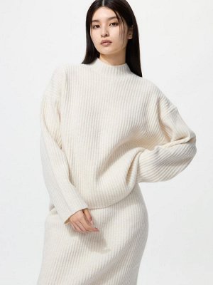 UNIQLO – свитер с полуворотником из мягкой пряжи