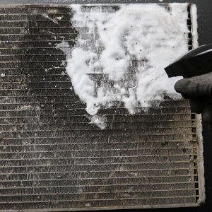 Очиститель радиатора Lavr Radiator Cleaner Light, пенный, не повреждает медь и алюминий, бутылка с триггером 500мл, арт. Ln2031