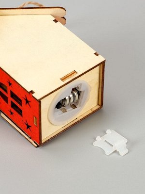Ёлочная игрушка «Дед Мороз у ёлки», 8x7x6 см, 1 LED, от батареек, свечение тёплое белое