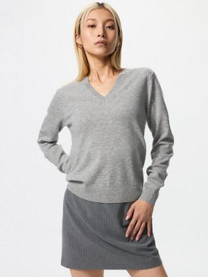 UNIQLO - кашемировый свитер с V-образным вырезом