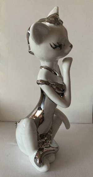 Статуэтка керамика кошка, цвет - белый, высота 22 см
