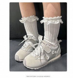Детские кроссовки