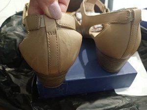 Caprice Открытые туфли