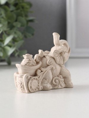 Фигурка гипс «Слоник с мешком денег», 6.5x4x8.5 см, слоновая кость