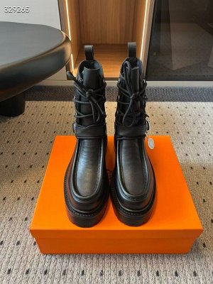Сапоги женские кожаные демисезонные