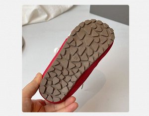 Детские кроссовки