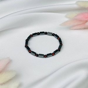 Браслет из Гематита и Бычьего глаза