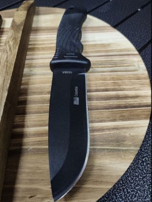 Нож туристический c чехлом 23см