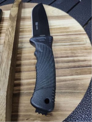 Нож туристический c чехлом 23см