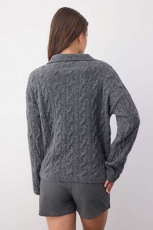 Свитер 44% Polyester, 33% Akrilik, 13% Poliamid, 5% Yün, 5% Elastan