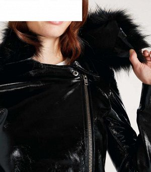 Кожаная куртка, черная