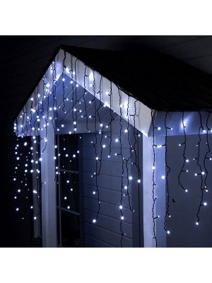 Гирлянда «Бахрома» 3*0.9 м, IP44, УМС, тёмная нить, 232 LED, свечение белое, 220 В