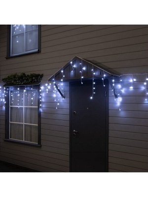Гирлянда «Бахрома» 6x0.7 м, IP44, УМС, белая нить, 120 LED, свечение белое, мерцание, 220 В