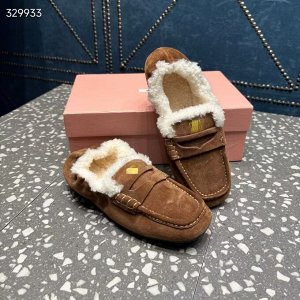Мокасины женские замшевые зимние