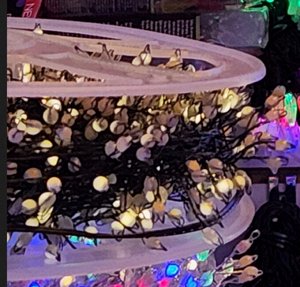 Гирлянда для дома НИТЬ "Мишура-Капля" 40 м 1000 ламп LED, зеленый провод, пост.свечение, IP-20, 220v, Теплый белый