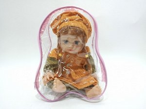 Кукла 34 см, в рюкзаке