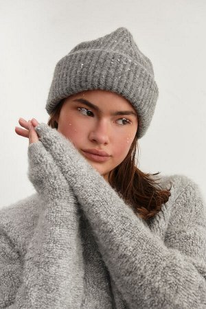 Шапка вязаная в рубчик Цвет: серый