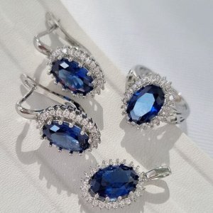 Комплект ювелирная бижутерия серьги, кулон и кольцо 17 р, покрытие: посеребрение, вставка: фианит, цвет: синий и прозрачный, арт.313.101-17