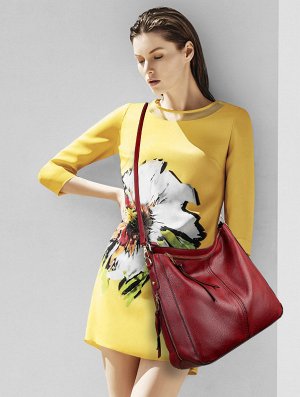 Сумка Видео: https-//www.modernbag.ru/media/upload/A-0033.mp4


	Стильная, удобная, подойдет на все случаи жизни.

Имеет очень удобный карман для телефона.

Материал - экокожа

Размер: см.фото