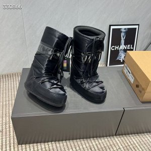 Мунбуты женские зимние