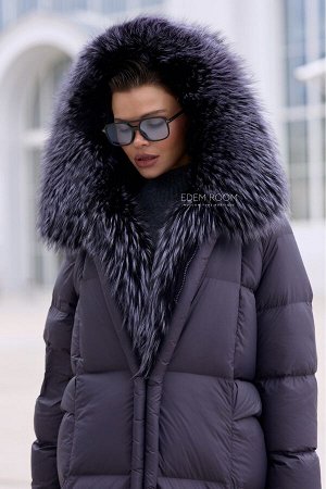 Лёгкий пуховик с съёмным мехом