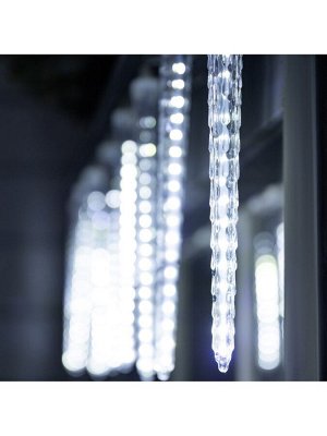 Гирлянда «Сосульки рифленые» 2.5*0.3 м, IP65, прозрачная нить, 192 LED, свечение белое с эффектом стекания, 12 В