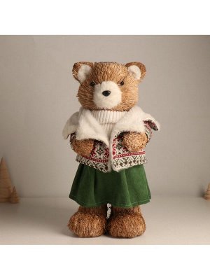 Фигурка новогодняя «Медведица в зимней одёжке», 20x17x41 см