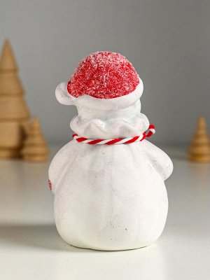 Фигурка светящаяся «Снеговик в шубке с помпонами», керамика, 7.5x6.5x12.5 см