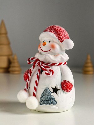 Фигурка светящаяся «Снеговик в шубке с помпонами», керамика, 7.5x6.5x12.5 см